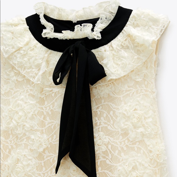 zara lace dress with bow CUT OUT LACE DRESS - Black